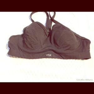 VS Black Sports Bra