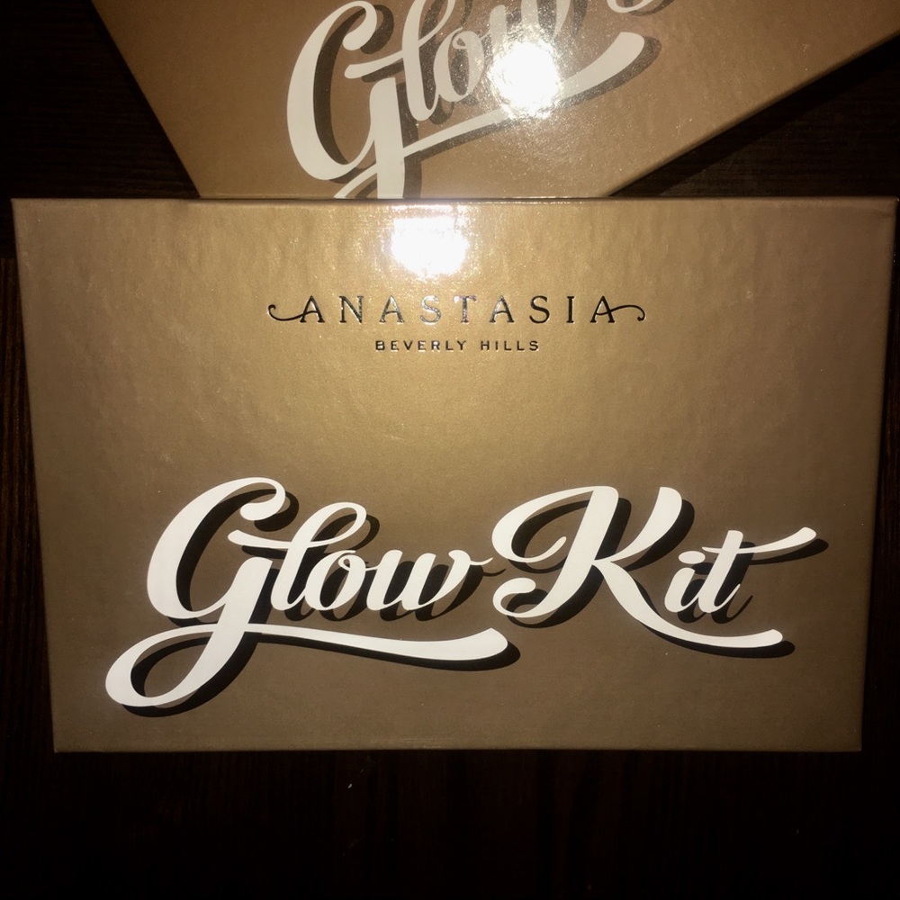 ✨NIB Auth. Anastasia Ultimate Glow Kit✨ ABH - Picture 4 of 4