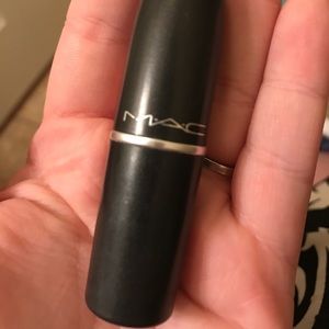 Mac satin lipstick