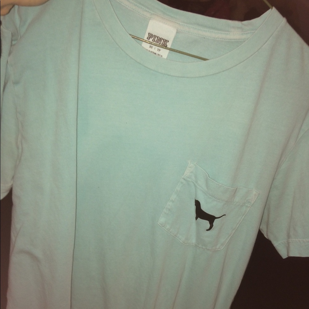 vs PINK pocket tee