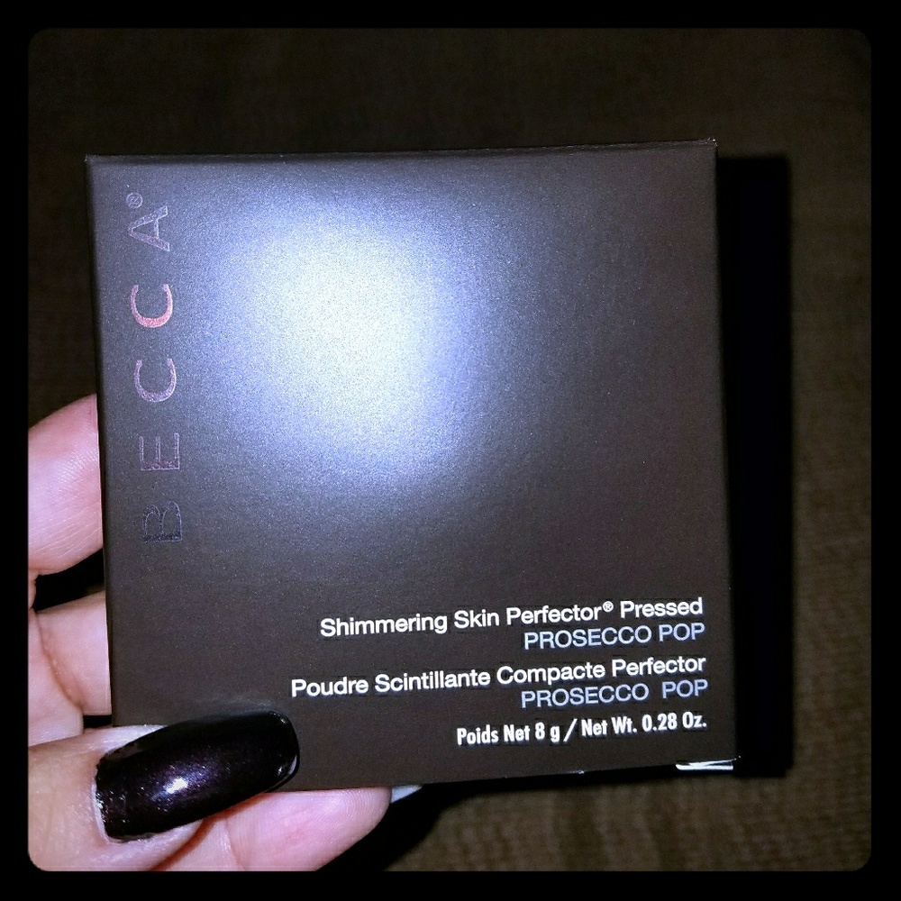 Becca shimmering skin perfector