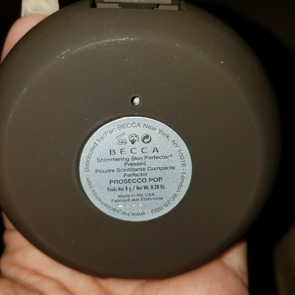 Becca shimmering skin perfector - Picture 4 of 4