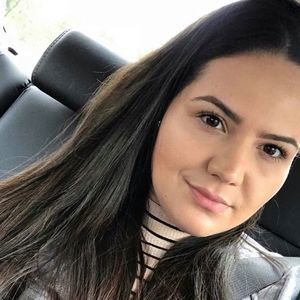 Meet your Posher, Stefany