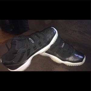 Black & white air Jordan 11’s