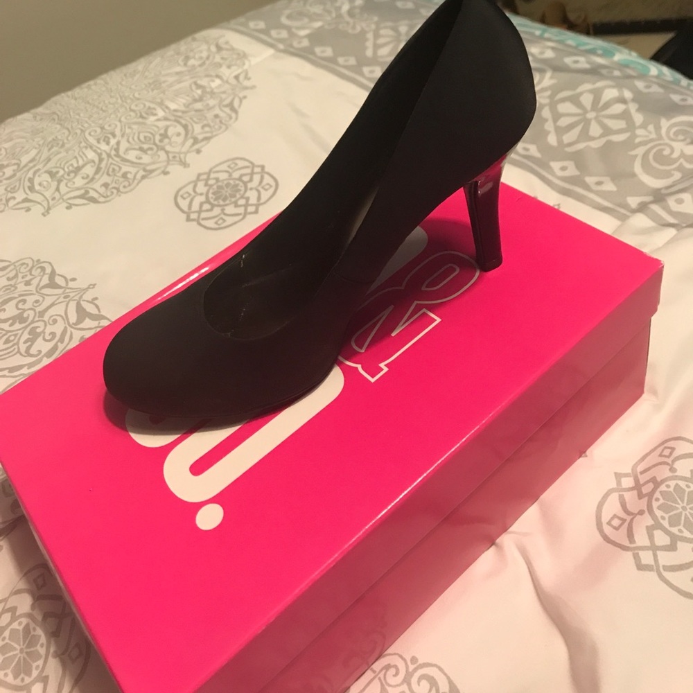 Black heels