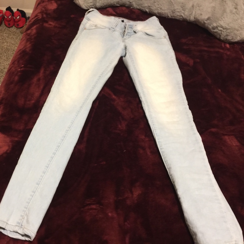 YMI Jeans in perfect condition! 😻