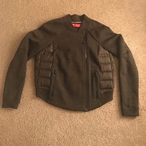 Nike Aeroloft  Tech Fleece Jacket.