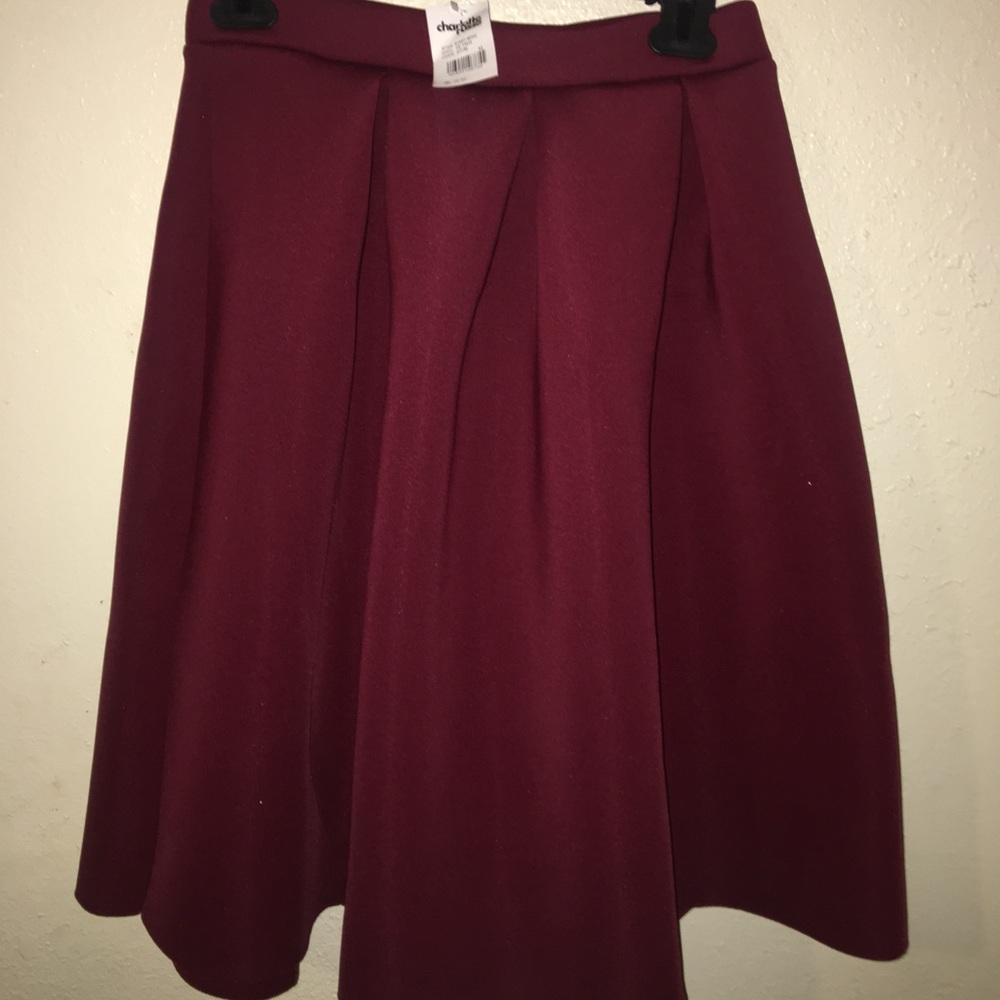 SKIRT !!!