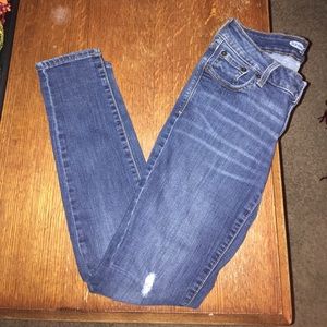 *SOLD* Old Navy Distressed Rockstar