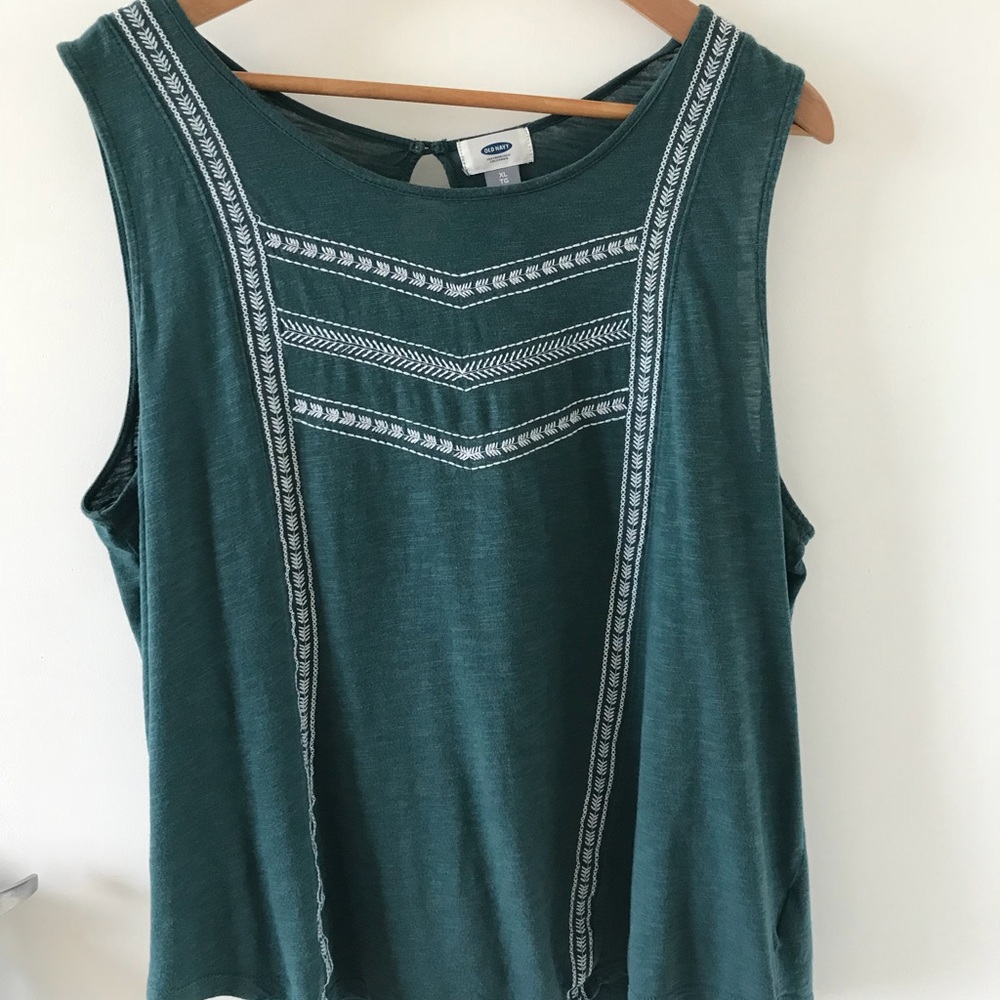 Lightweight summer-y Old Navy shirt!