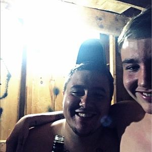 Meet your Posher, Hunter