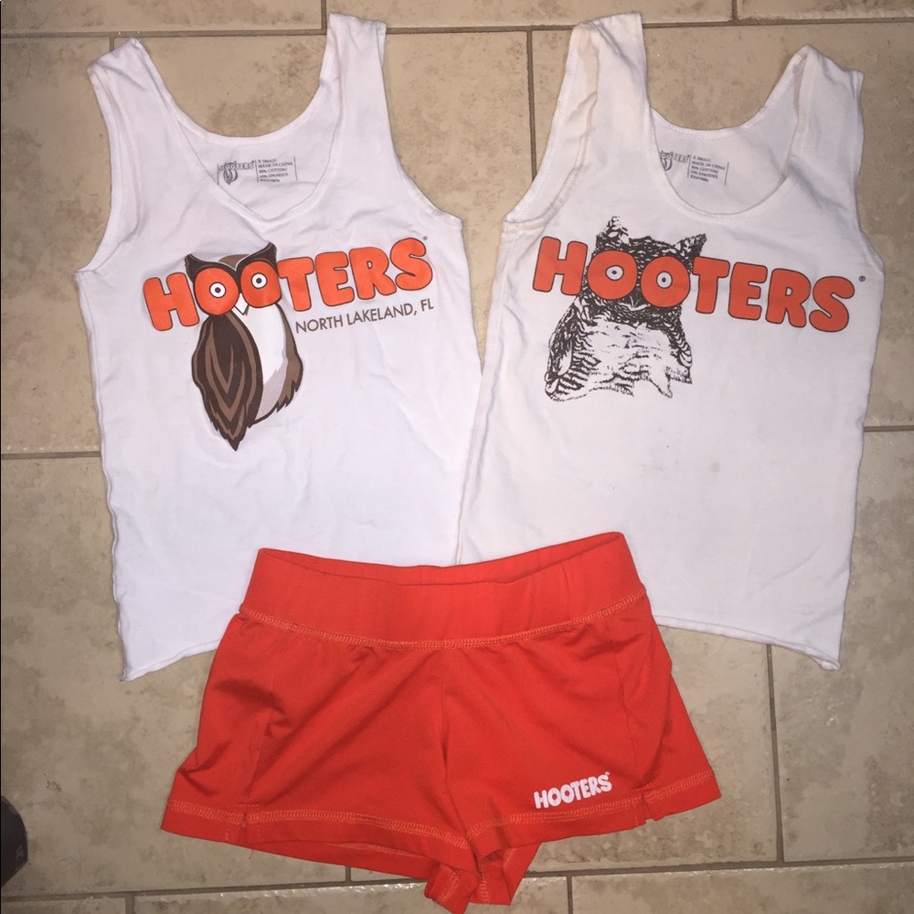 Hooters Uniform