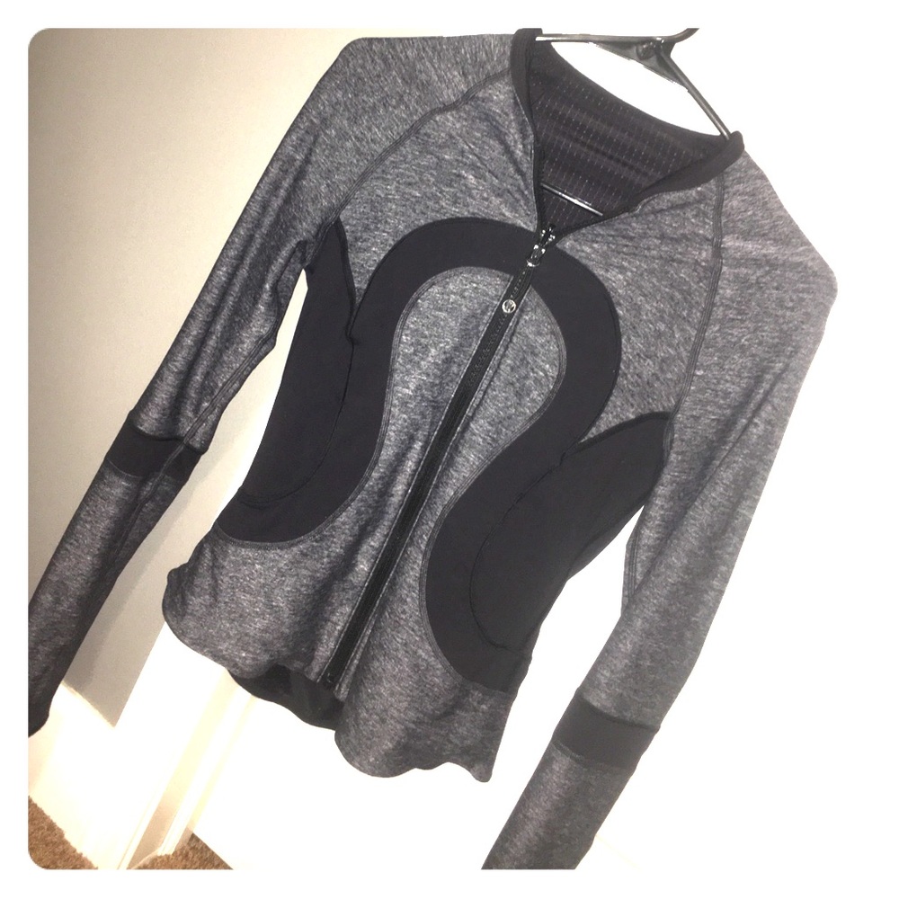 REVERSIBLE zip up LULULEMON jacket!!