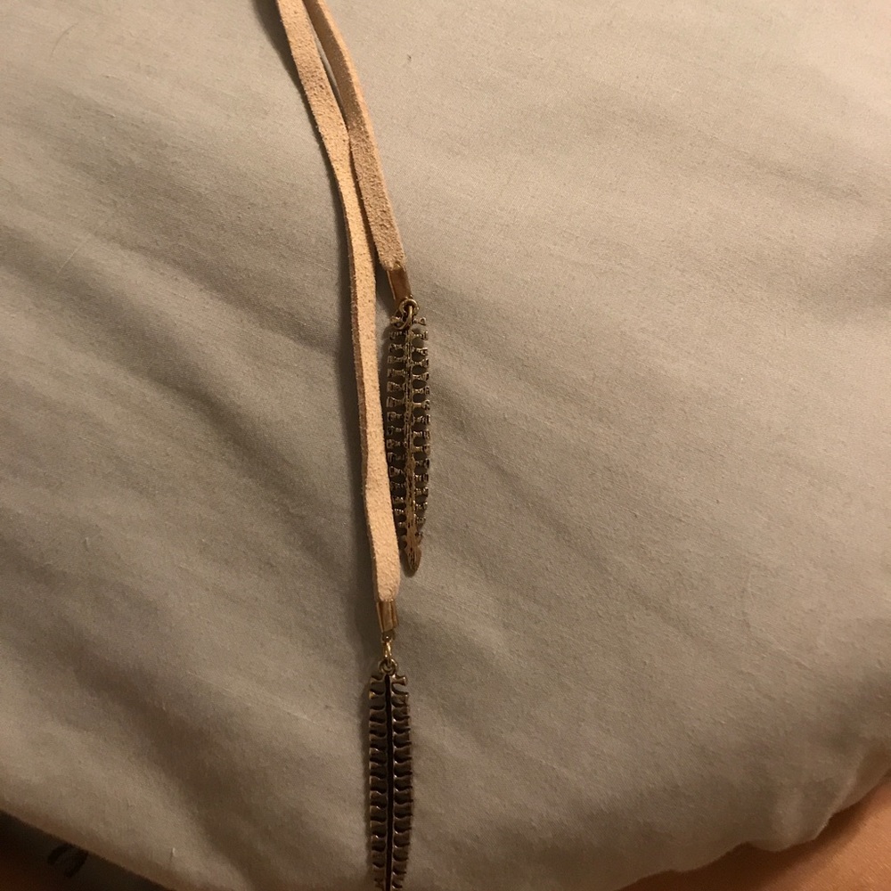 Chocker Necklace - Picture 2 of 2
