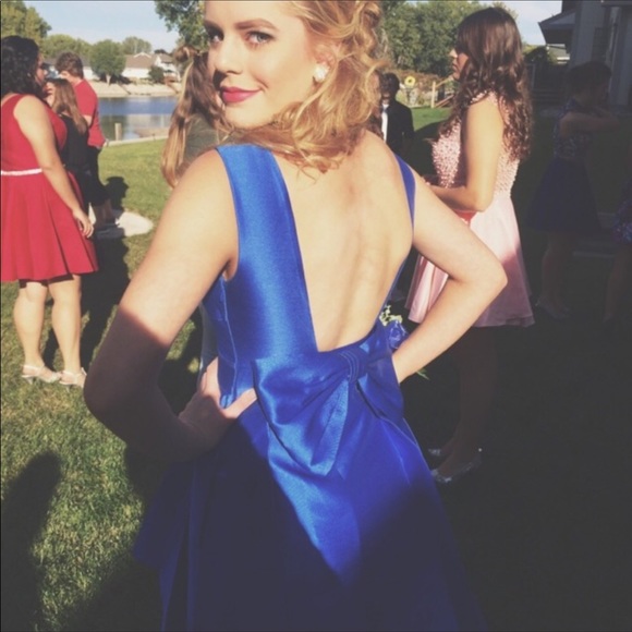 Formal/Semi Formal Dress - Picture 3 of 6