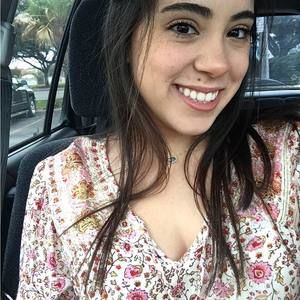 Meet your Posher, Andrea