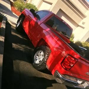 Meet your Posher, Manuel