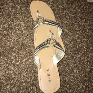 Guess flip flops