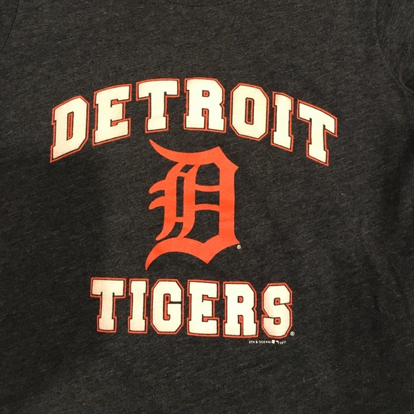 Baseball is back! ⚾️ Detroit Tigers Tee - Picture 3 of 6