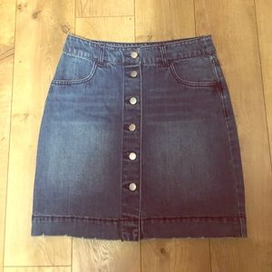 Super cute jean skirt!