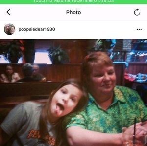 Meet your Posher, Bonita