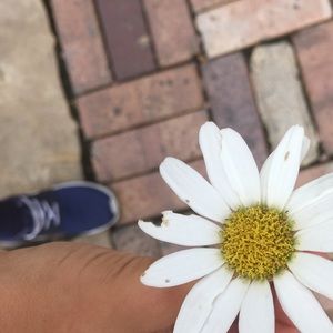 Meet your Posher, Ava