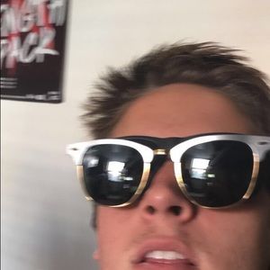 Meet your Posher, William