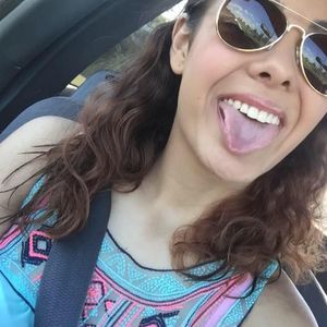 Meet your Posher, Carrie