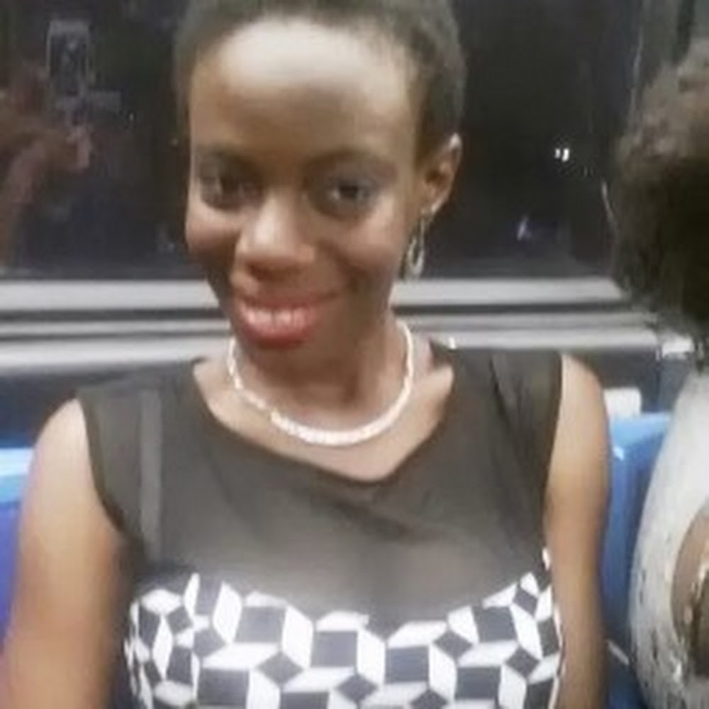 Meet your Posher, Oyinkan