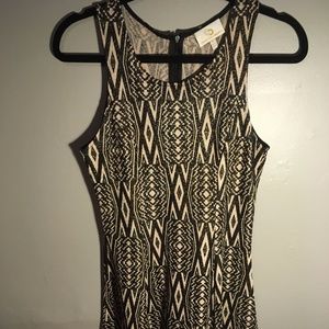 Gold and Black Dress. Sublet shimmer.