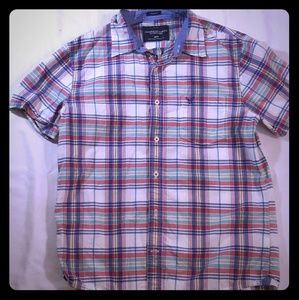 Short sleeve button up