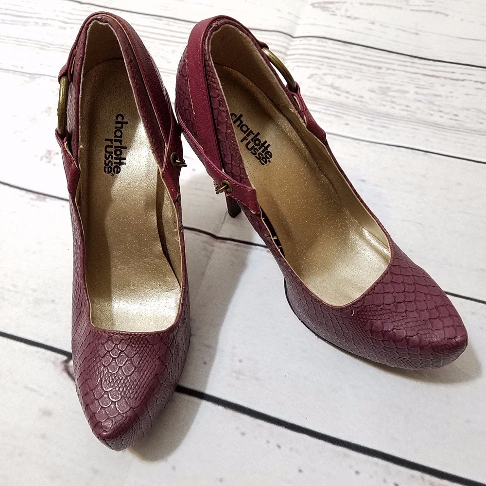 Charlotte Russe Purple Faux Snakeskin Chain Heels
