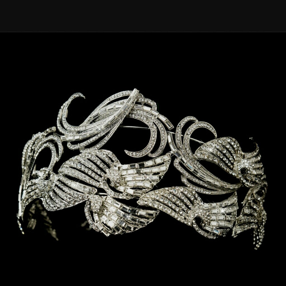 BRIDAL HEADPIECE.