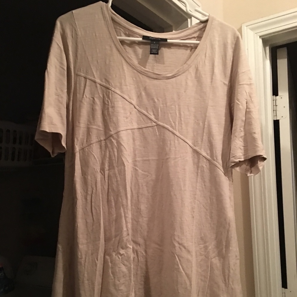 Natural/beige tunic with lace bottom.