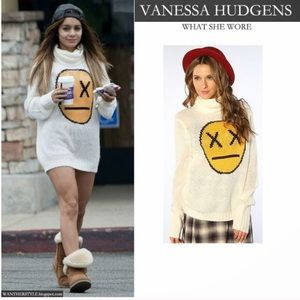 Wildfox White Label Smiley Face Sweater sz S