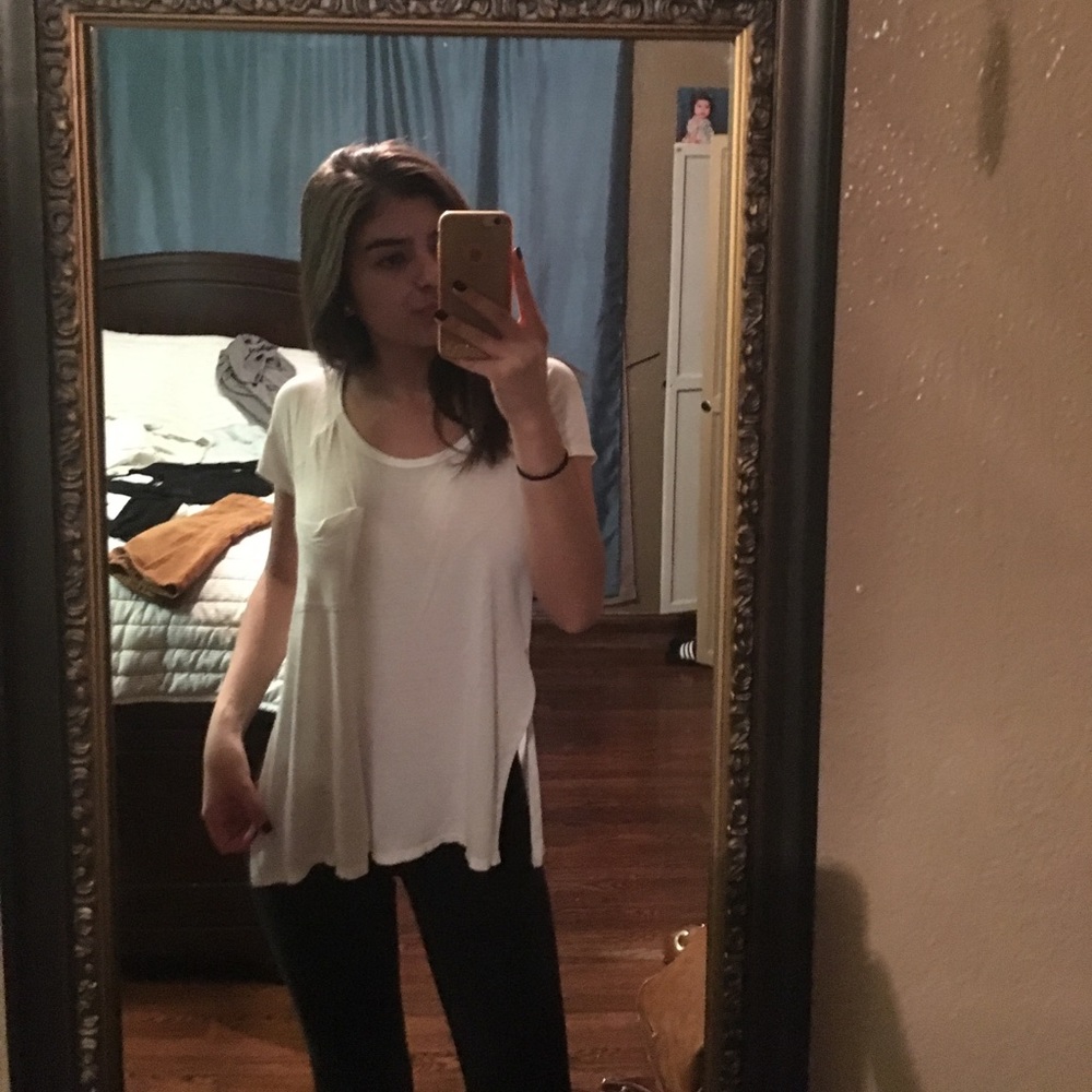 Super cute Tilly's top