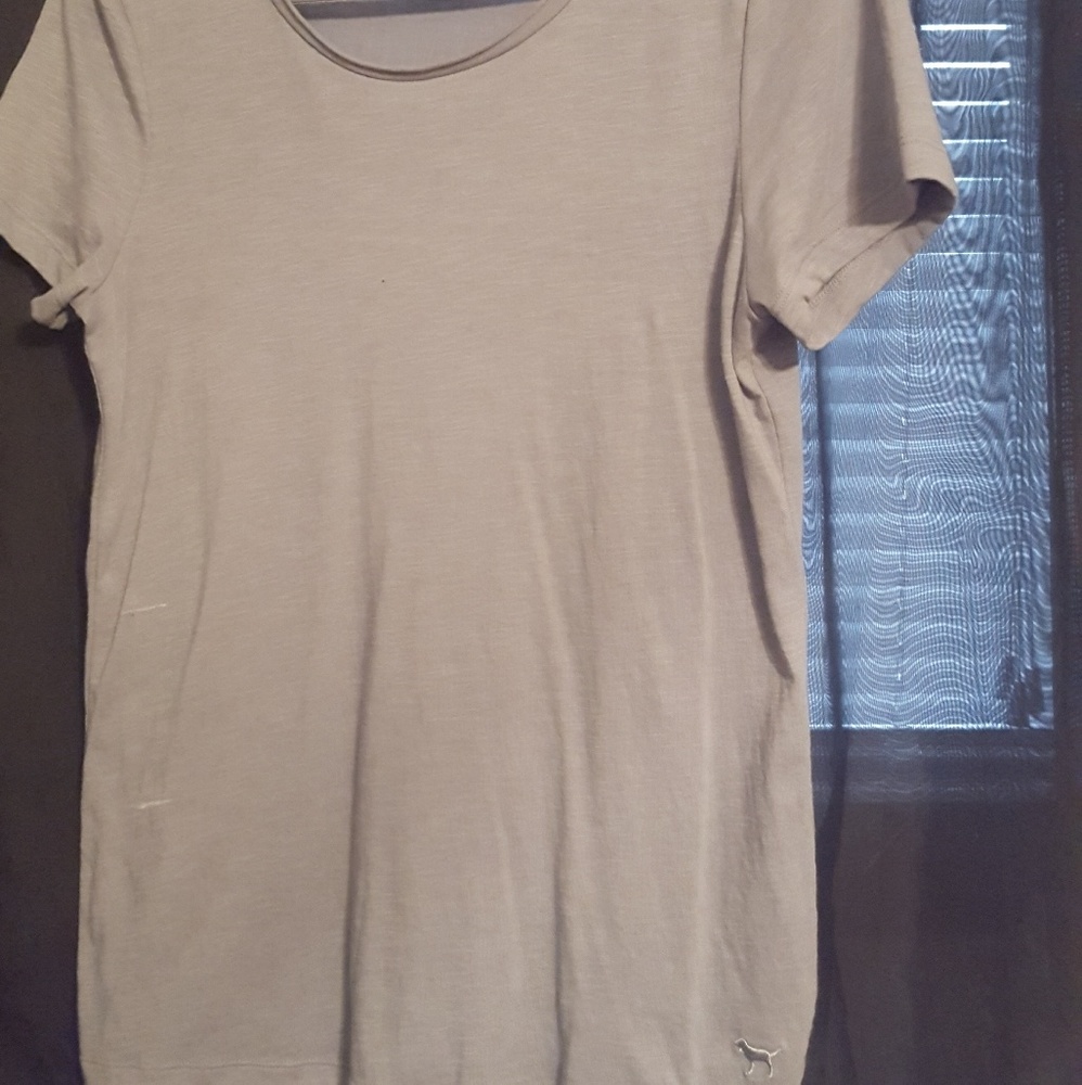 Pink tee shirt