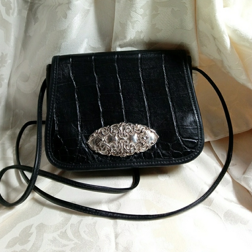 Black cross body purse Brighton look
