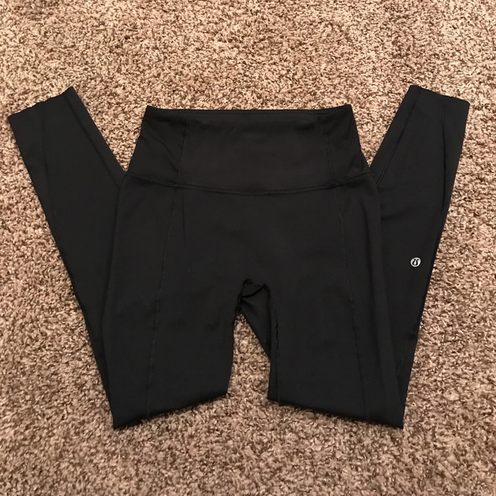 Lululemon “Like Nothing 7/8 Tight” Leggings