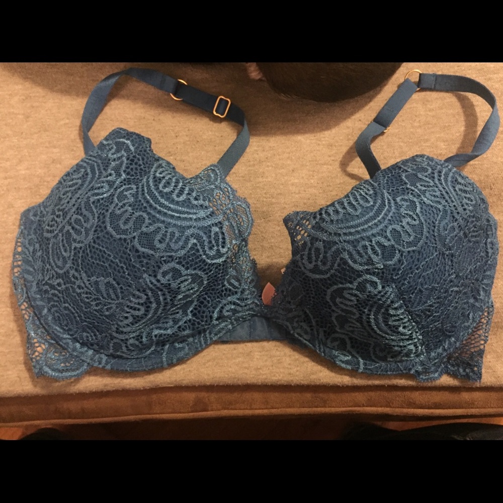 NWOT V.S. - Very Sexy Push-up w/o Padding