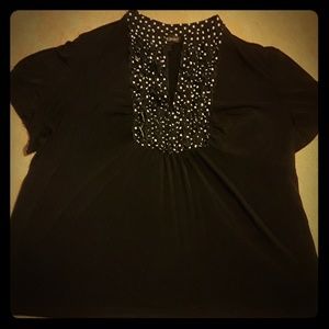 Black and polka dot V neck top size 22/24