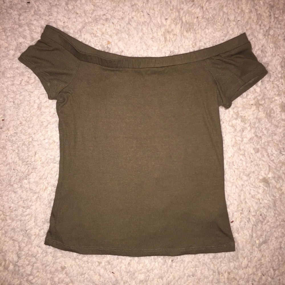 Off the shoulder Crop Top