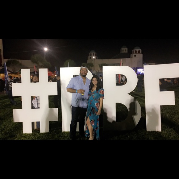 Meet your Posher, Jennifer - Picture 3 of 3