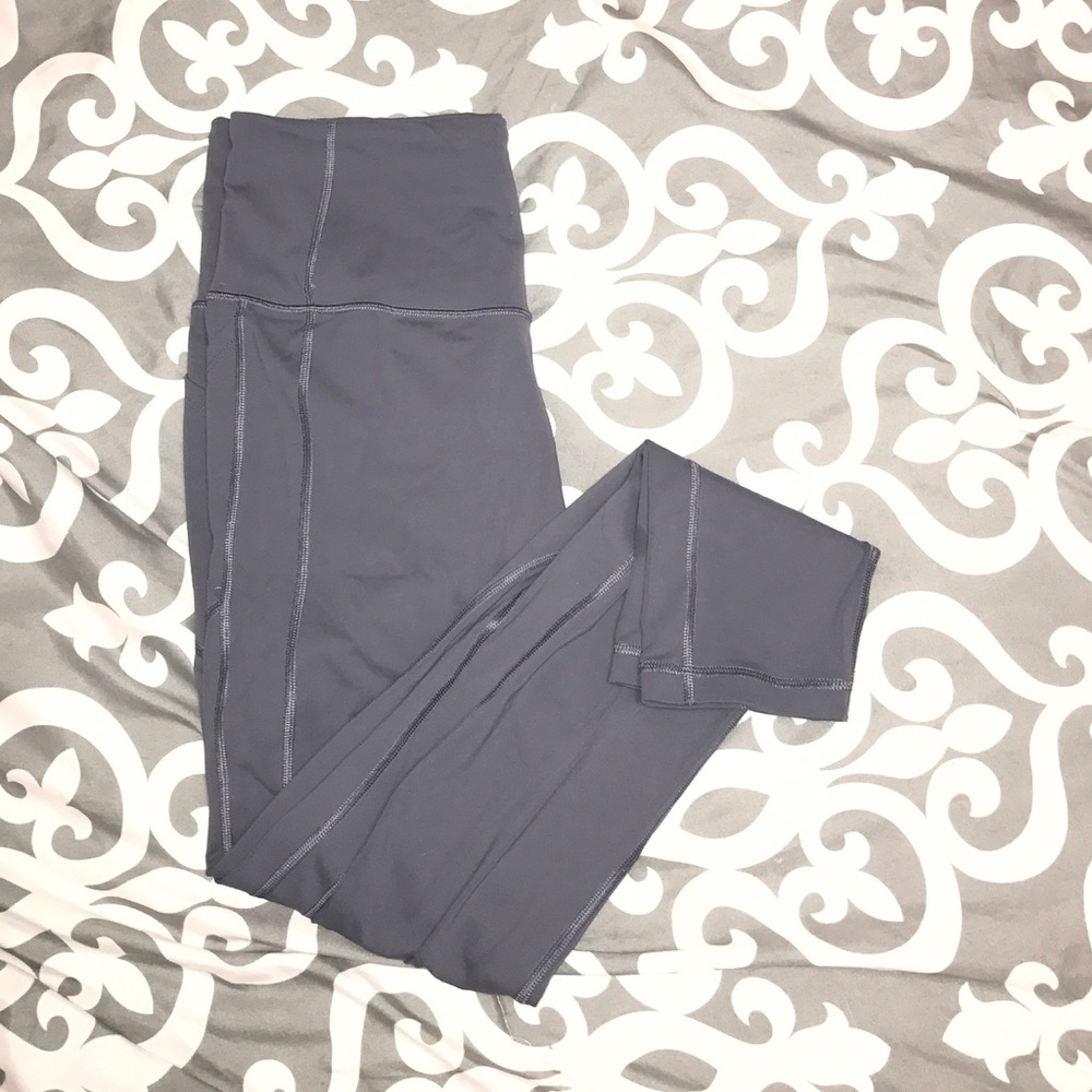 Light grey VS Sport workout leggings