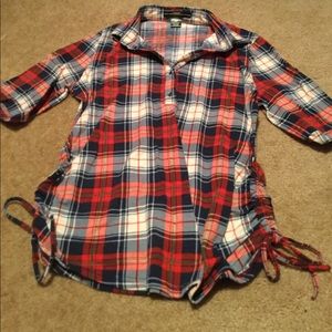 Quarter sleeve plaid top