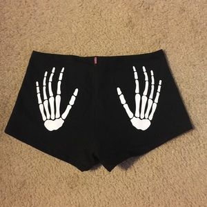 Victoria's Secret pink skeleton panties ISO Victoria's Secret pink skeleton panties ISO