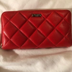 Kate Spade red quilted wallet Kate Spade red quilted wallet