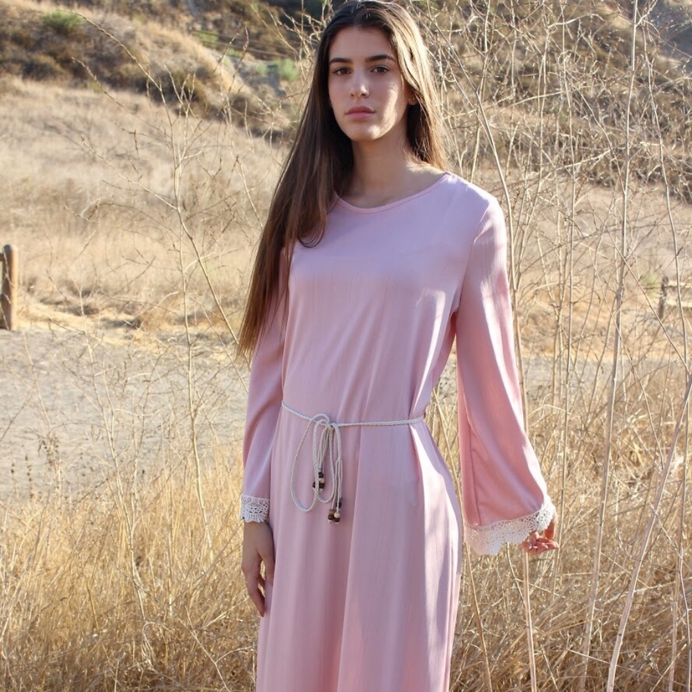 Long Crochet Sleeve Pink Boho Maxi Dress W/ Belt
