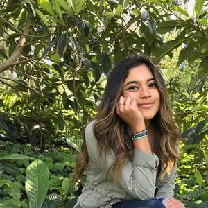 Meet your Posher, Marina