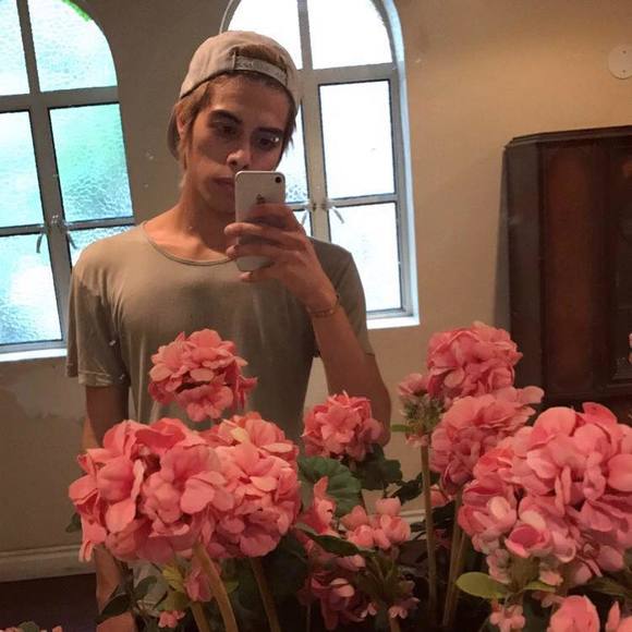 Meet your Posher, Daniel - Picture 1 of 1